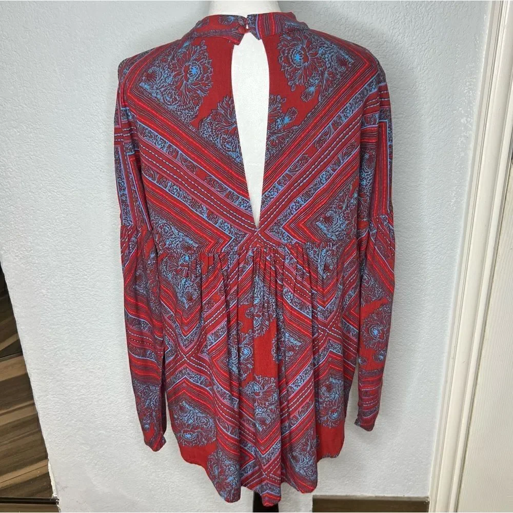 Free People hole slits 100%