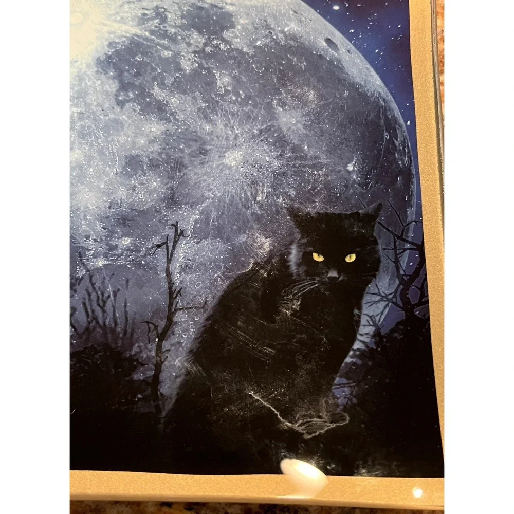Ashland Halloween mysterious midnight