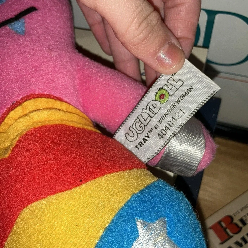 Uglydoll Tray as Wonder Woman Plush 4040421 – DC Comics Crossover Rare HTF