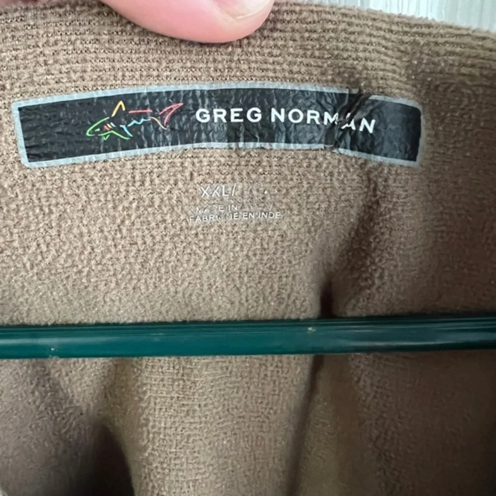 Attack Life by Greg Norman excellent brown