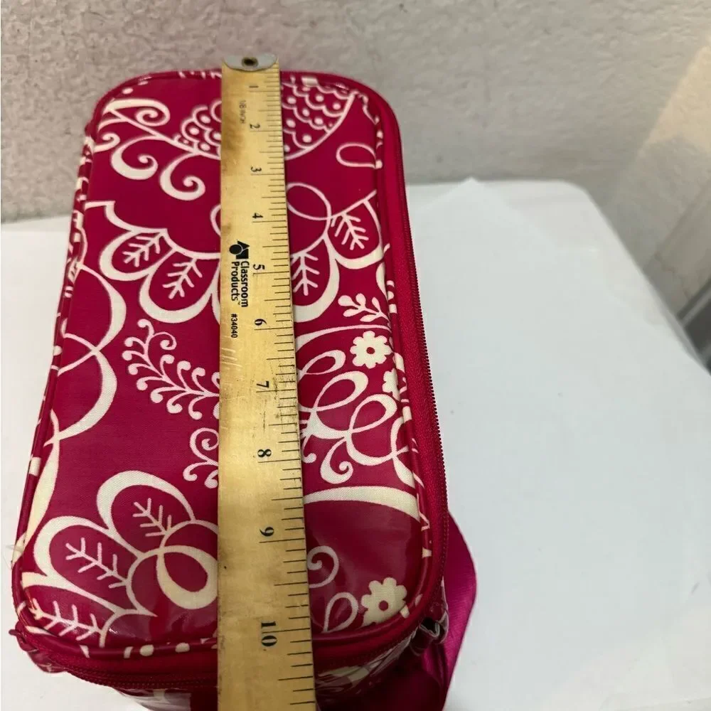 Vera Bradley good minor