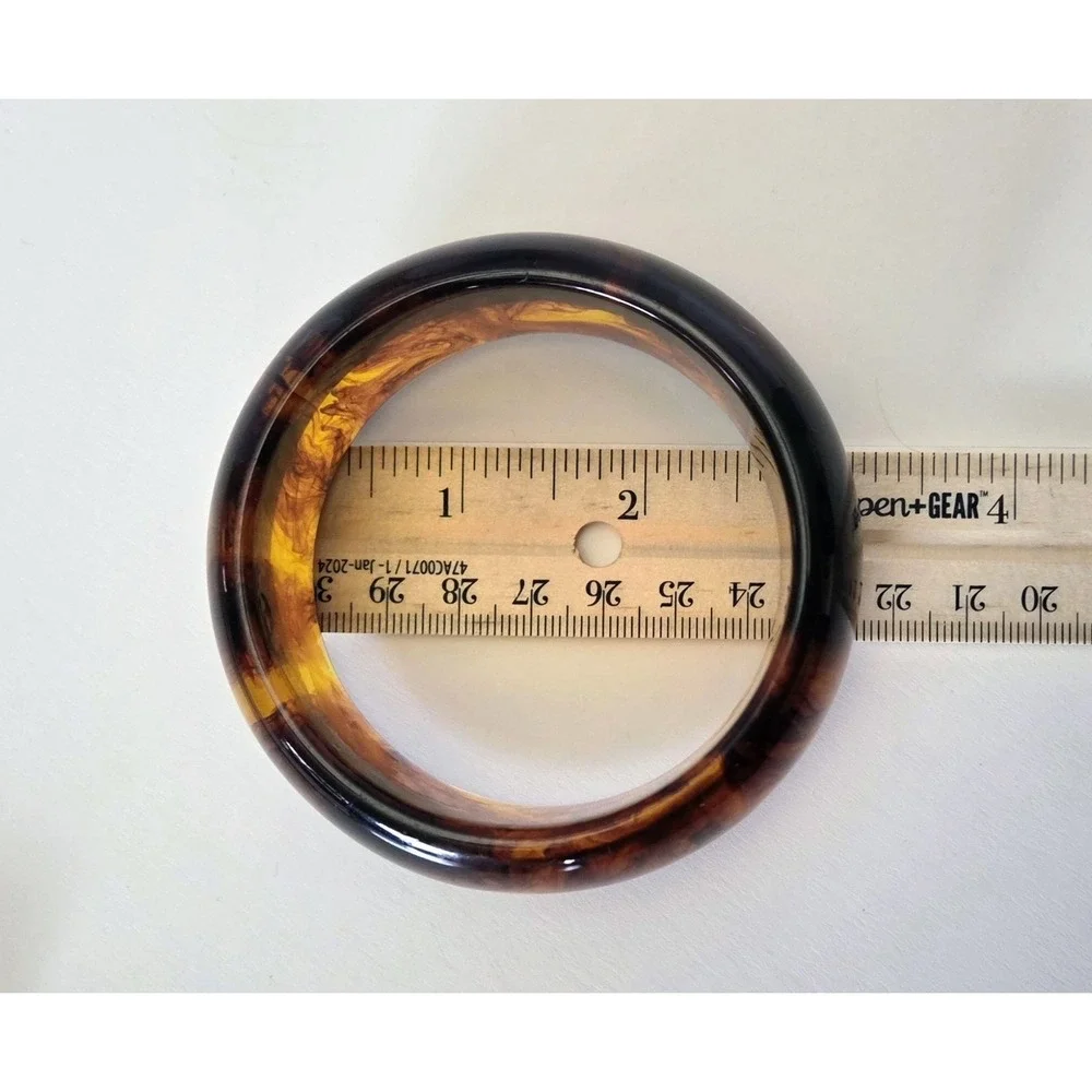 The Unbranded Brand vintage bangle