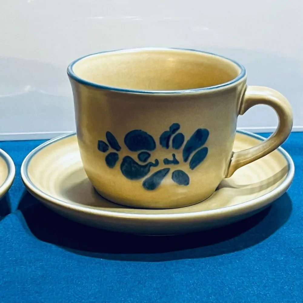 Pfaltzgraff microwave pieces glaze