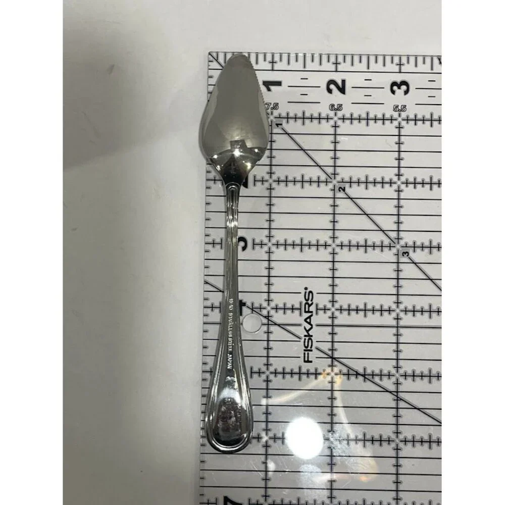 Set Of 8 Vintage Serrated edge citrus Oneida Stainless Steel Demitasse Spoons 4.