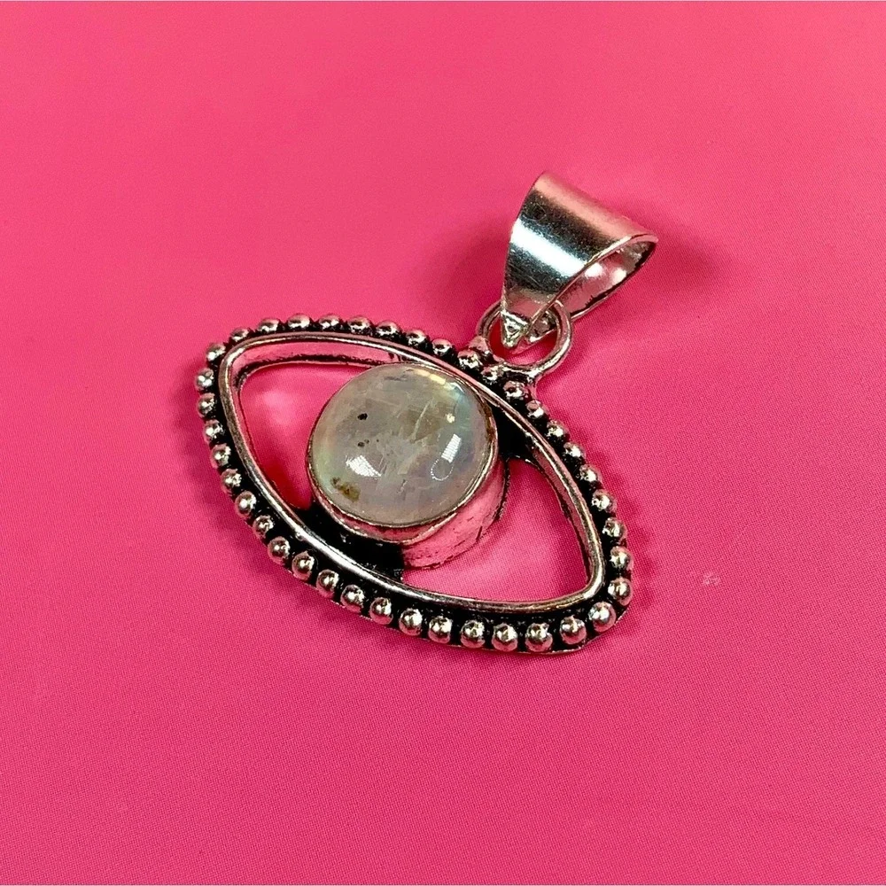 N/A rainbow moonstone