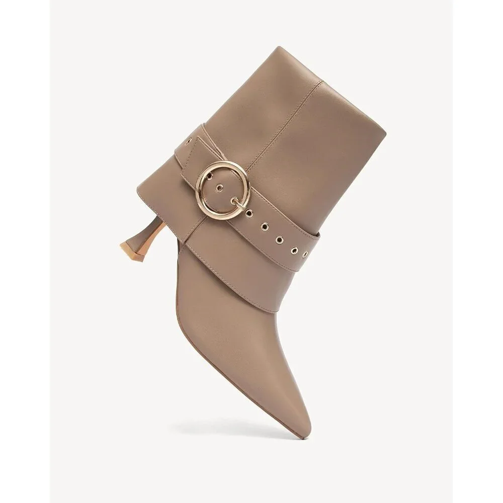 N/A sleek pointed