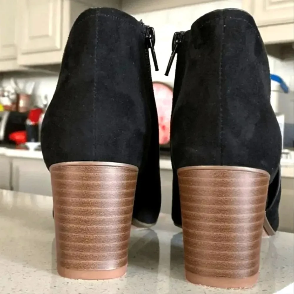 Fergalicious volume black