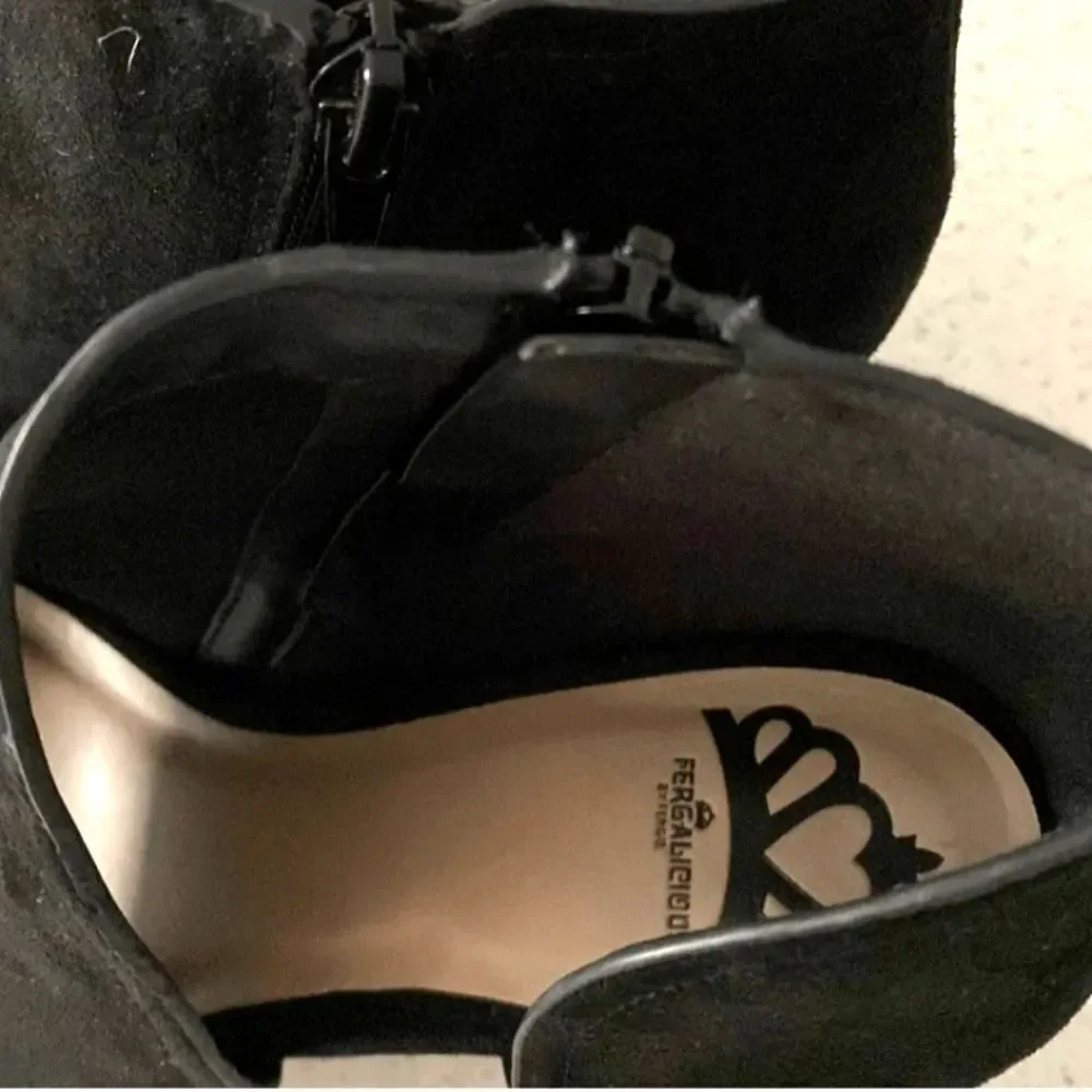 Fergalicious volume black