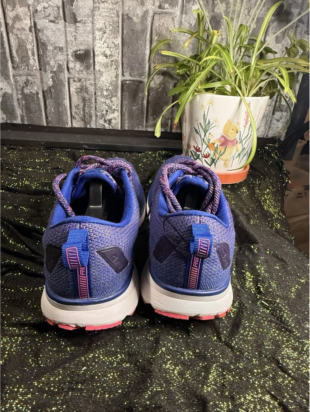 Brooks revel blue