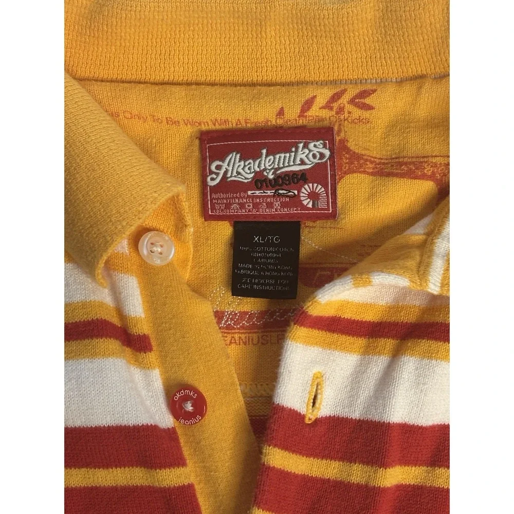 Akademiks brightly colored