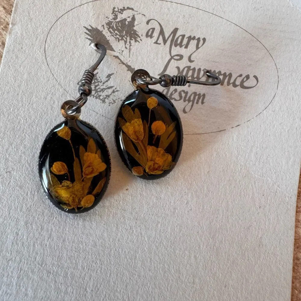 mary lawrence dedign dangle earrings