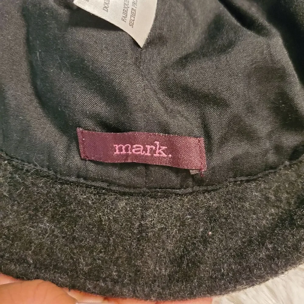 Mark. bucket hat