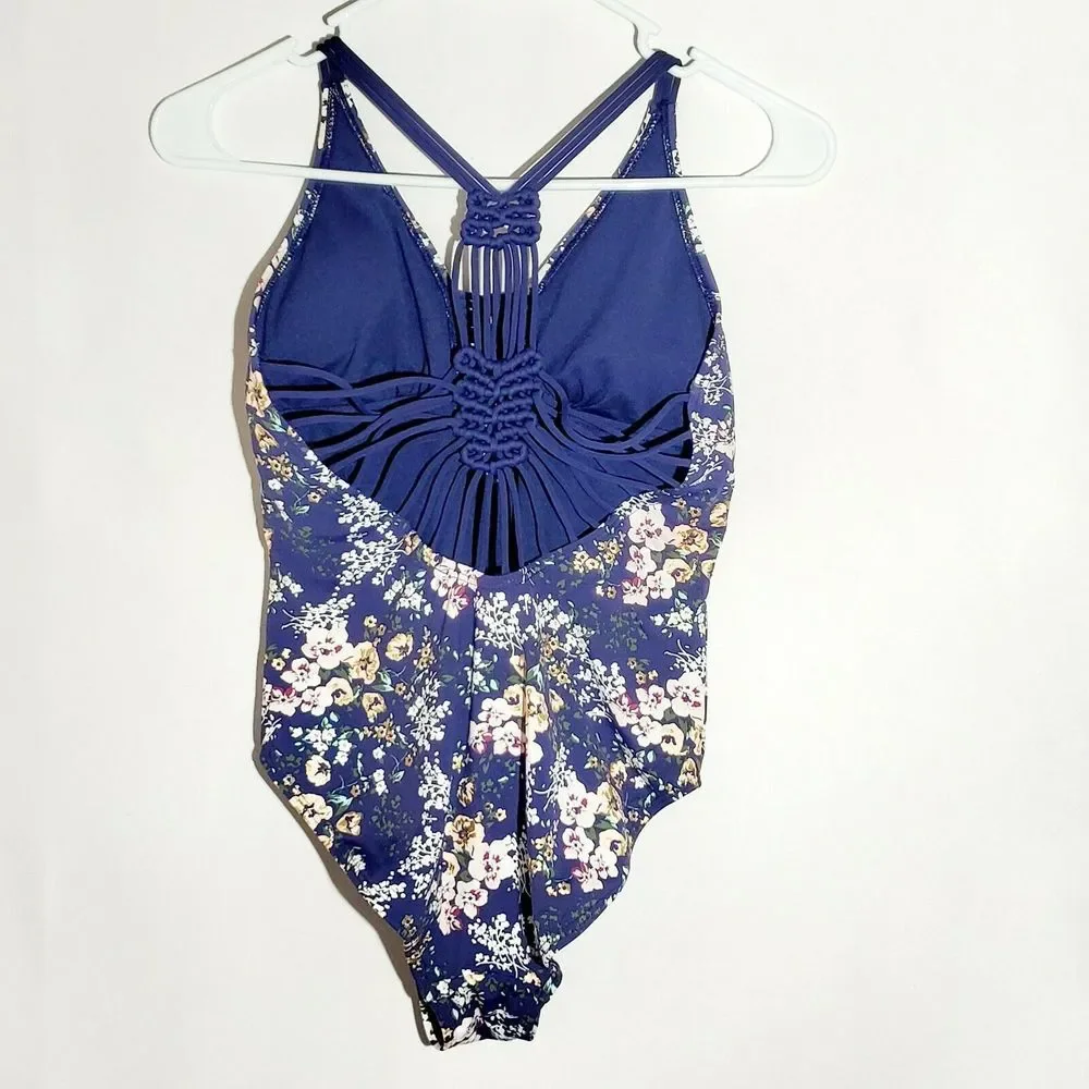 Ambrielle womens one