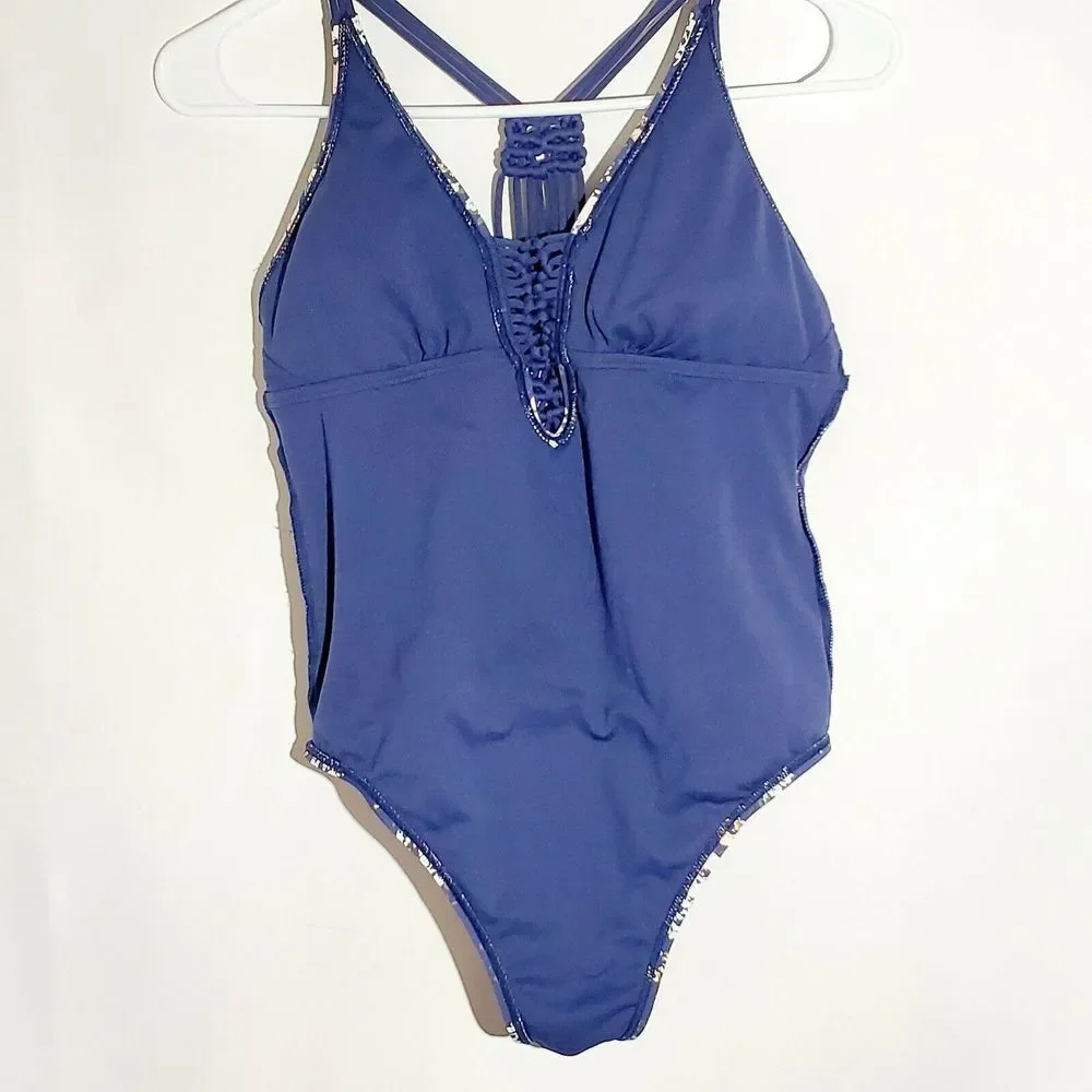 Ambrielle womens one