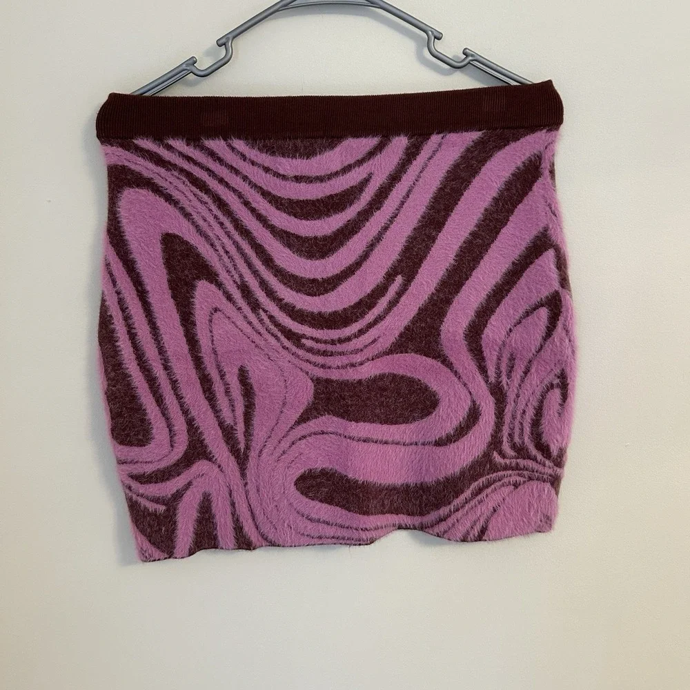 Anthropologie Skirt Fuzzy Rib Trim Waist Pink‎ Wine Size Medium Funky Retro NWT