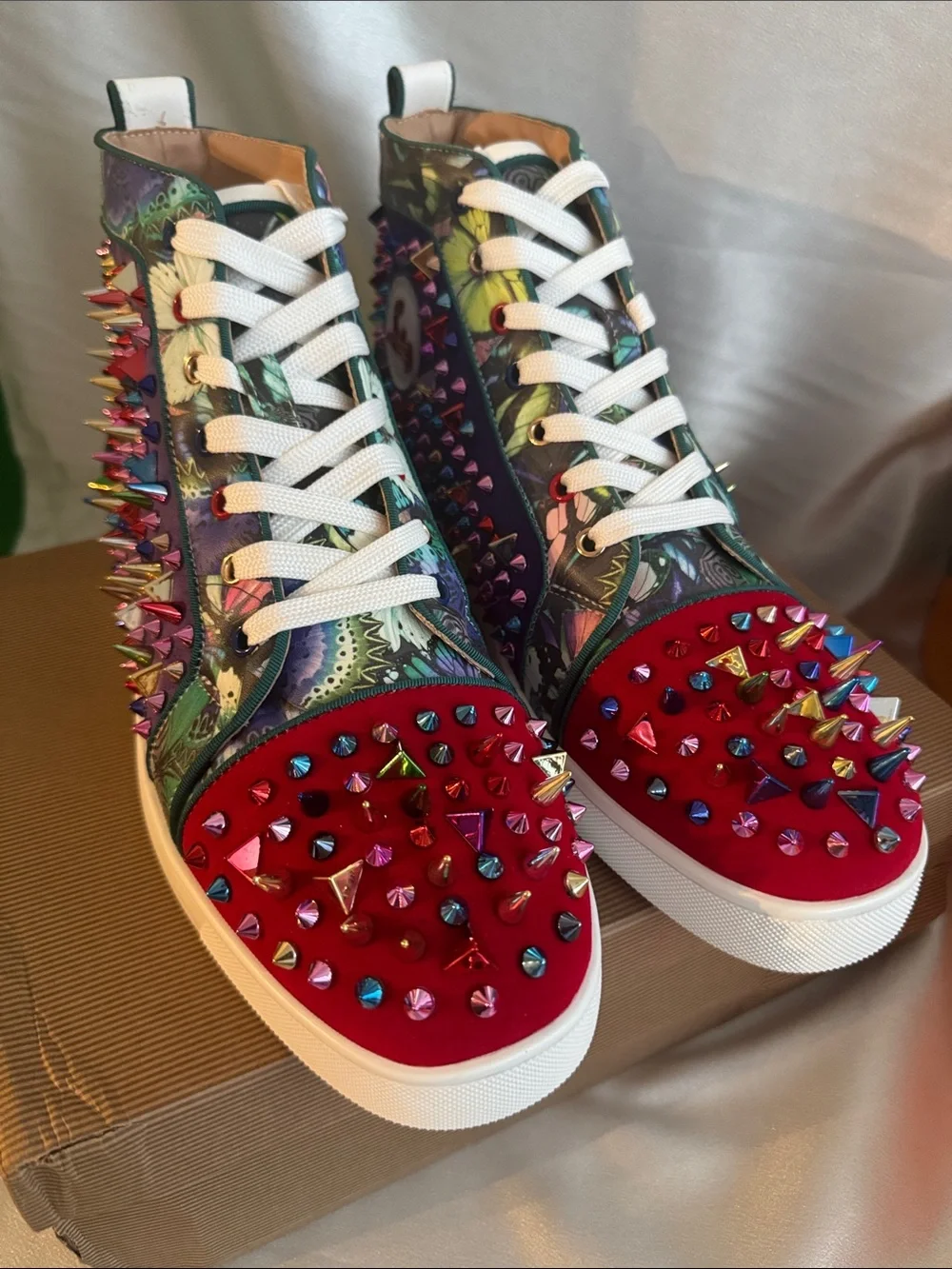 Christian Louboutin new these