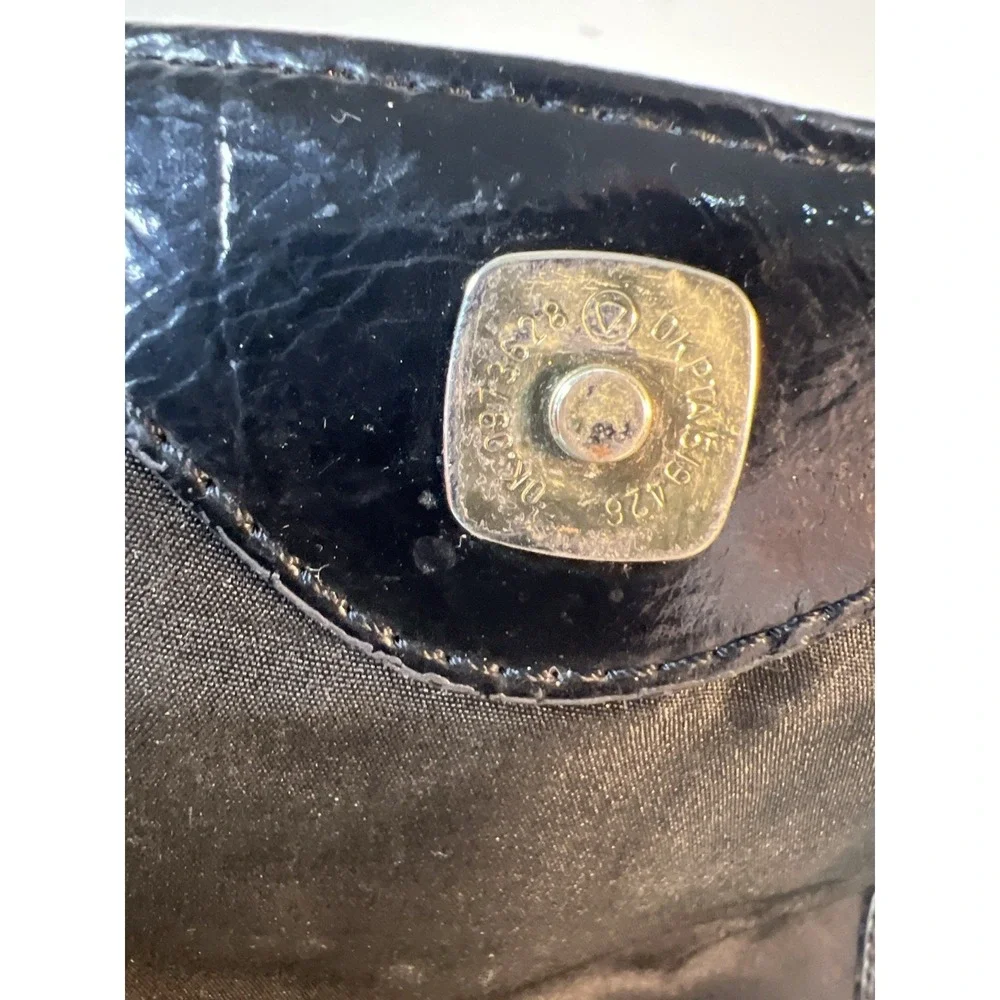 Liz Claiborne liz claiborne