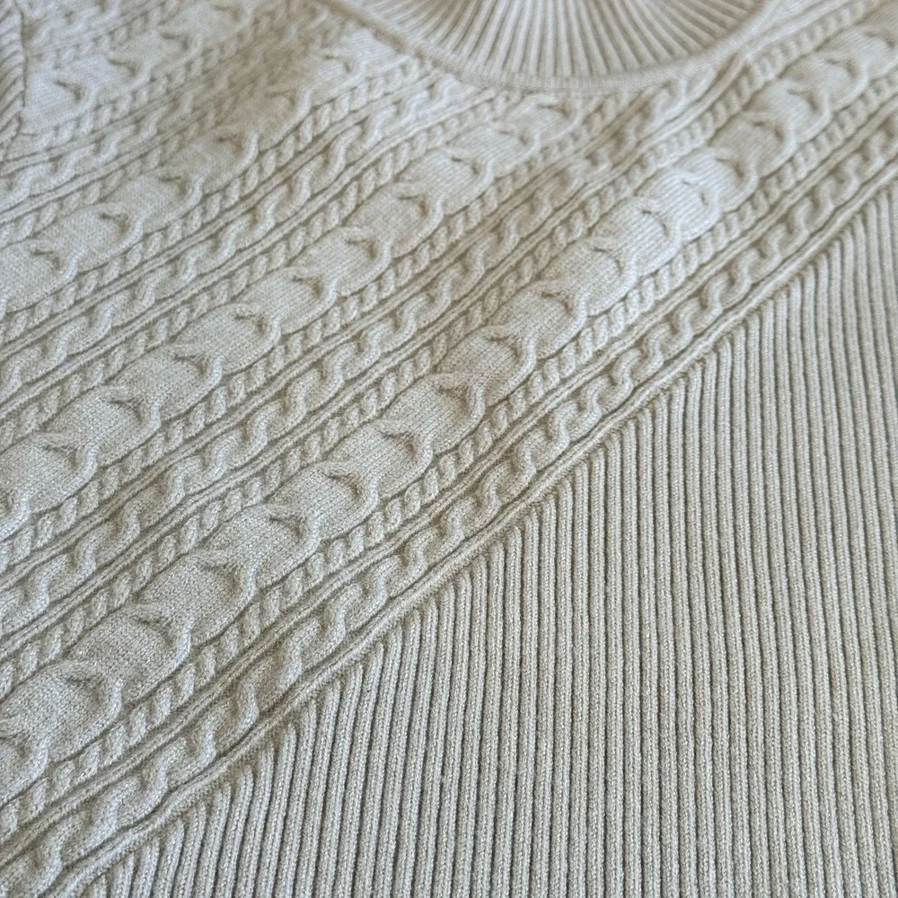 Lulus beautiful sweater
