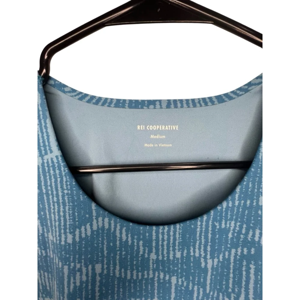 REI Cooperative Blue Cropped Athletic Workout Yoga Tank Top