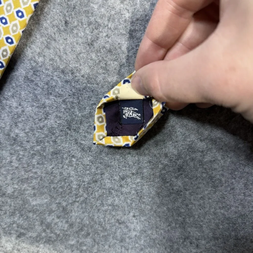 Burberry london 100%