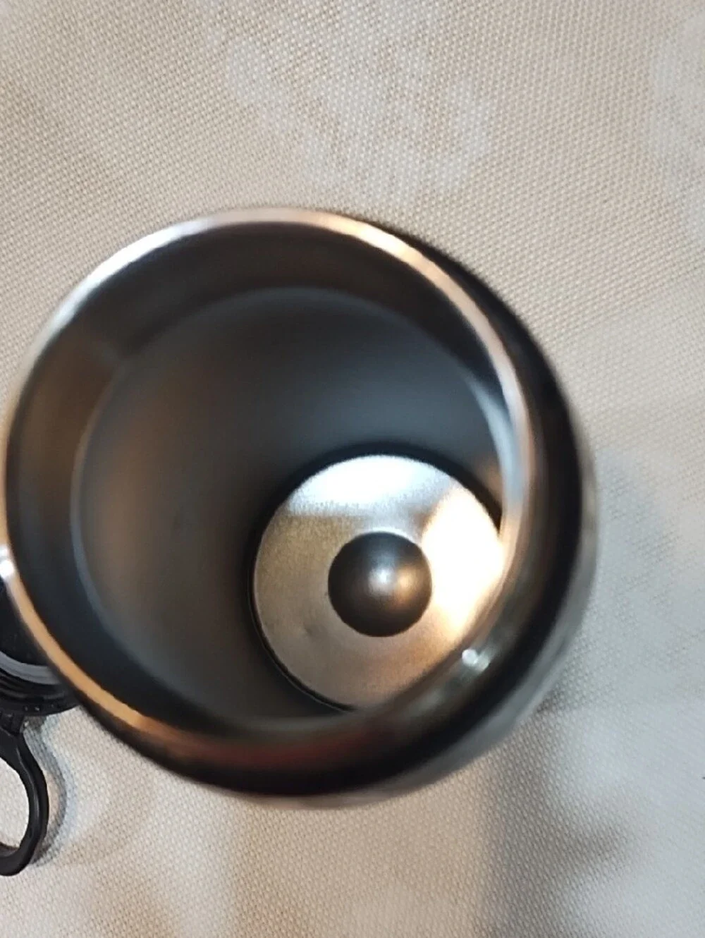 Hydrapeak sleek black
