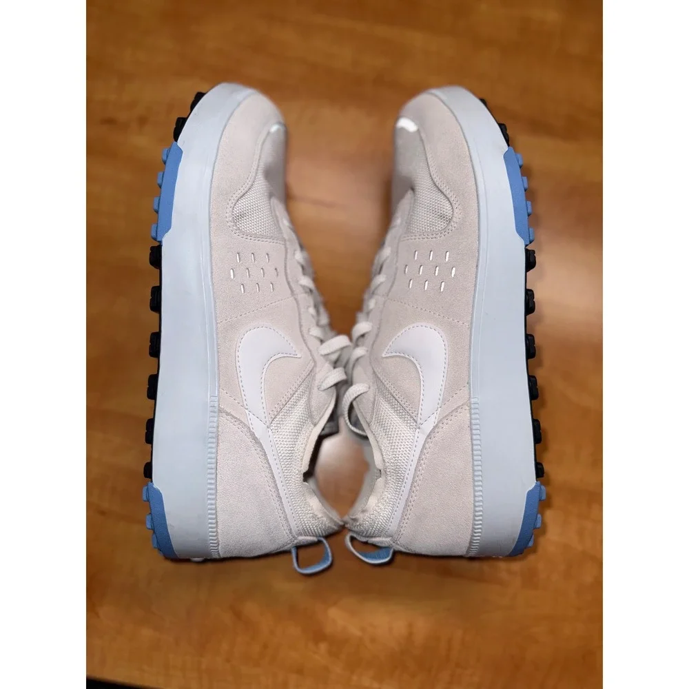 Nike waffle debut