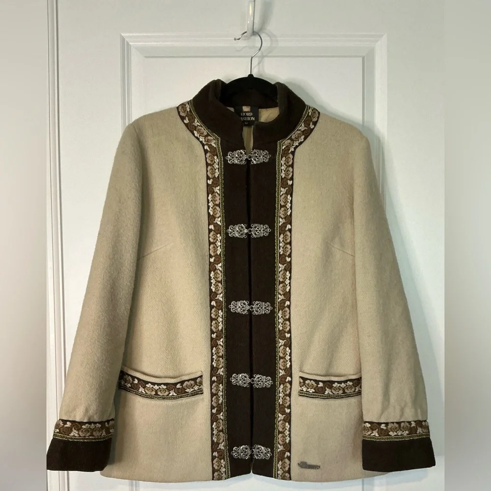 Vintage Fjord Fashion Women’s Wool Jacket Cream Brown Size 42