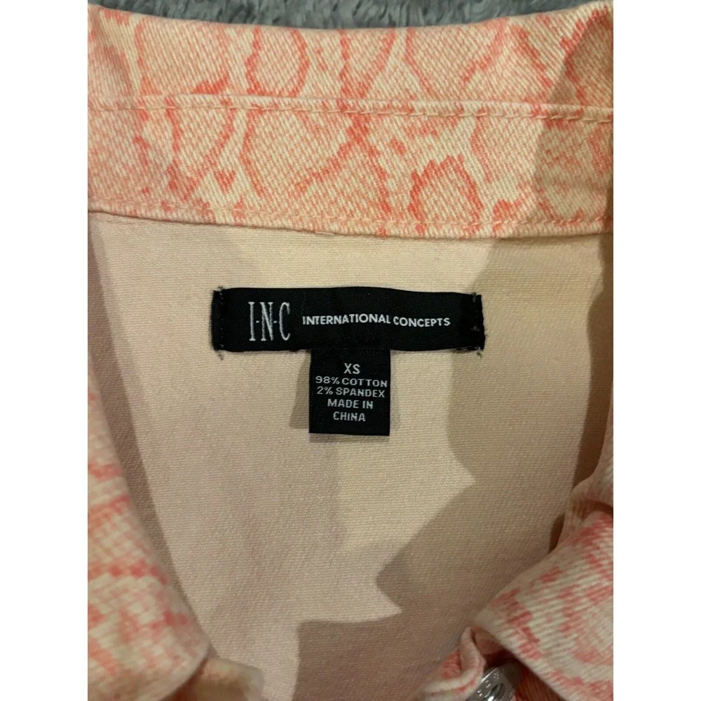 INC International Concept Cropped Denim Jacket Womens XS Pink Animal Print
