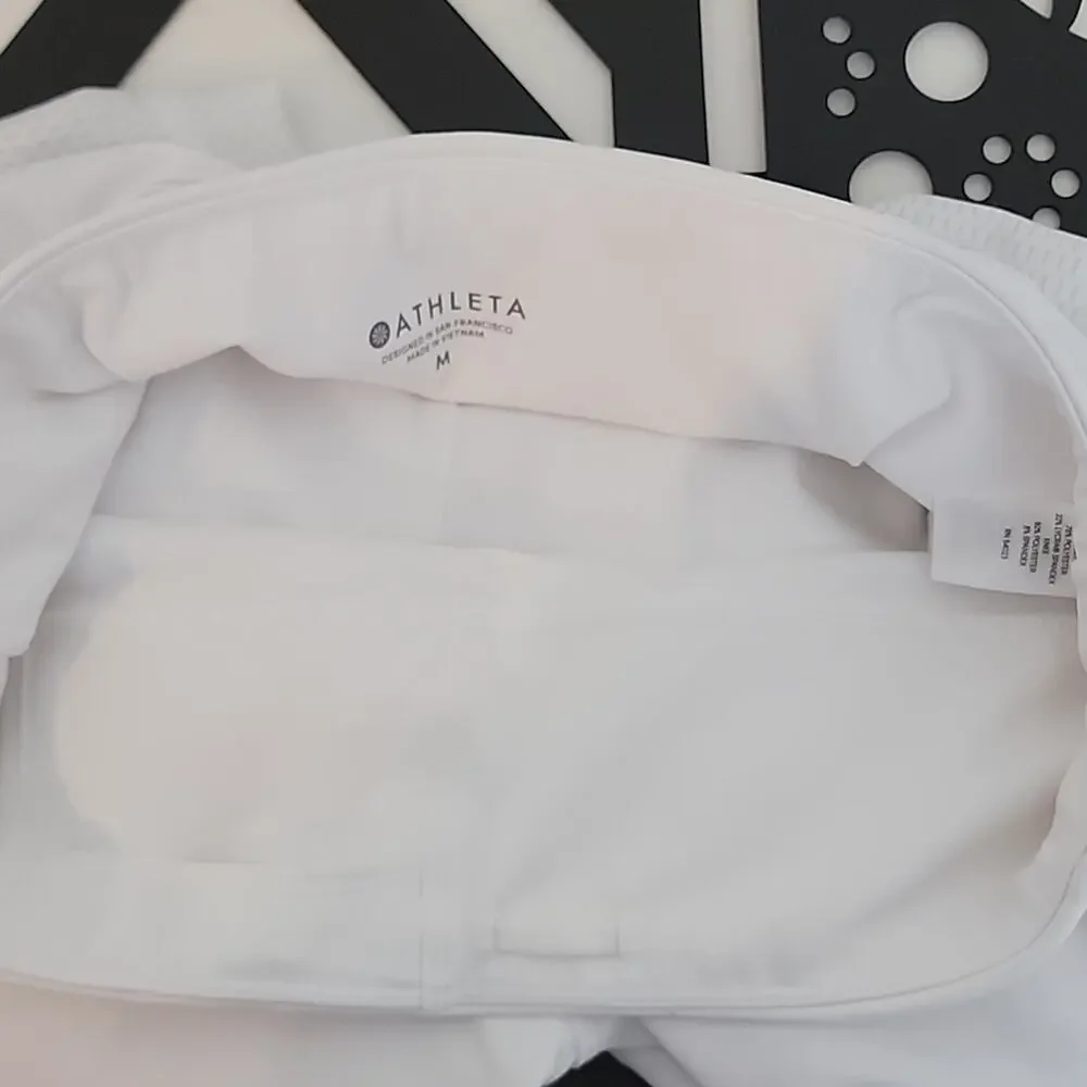Athleta mesh contender