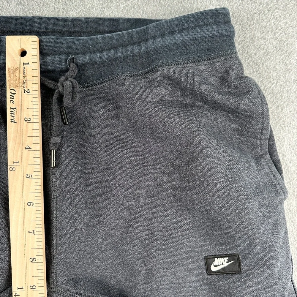 Nike Sweatpants Men Medium Black Fleece Joggers Tapered Cuffed Casual Sportswear