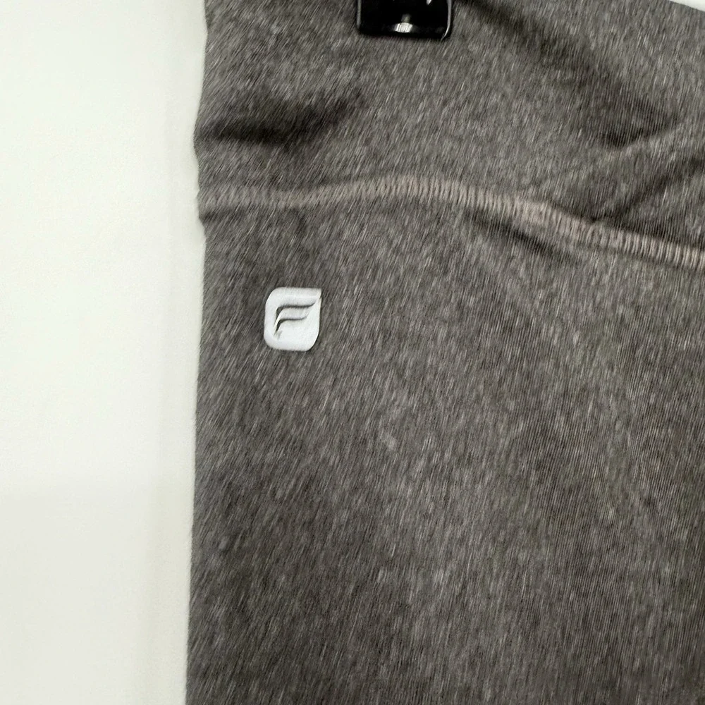 Fabletics crop capri