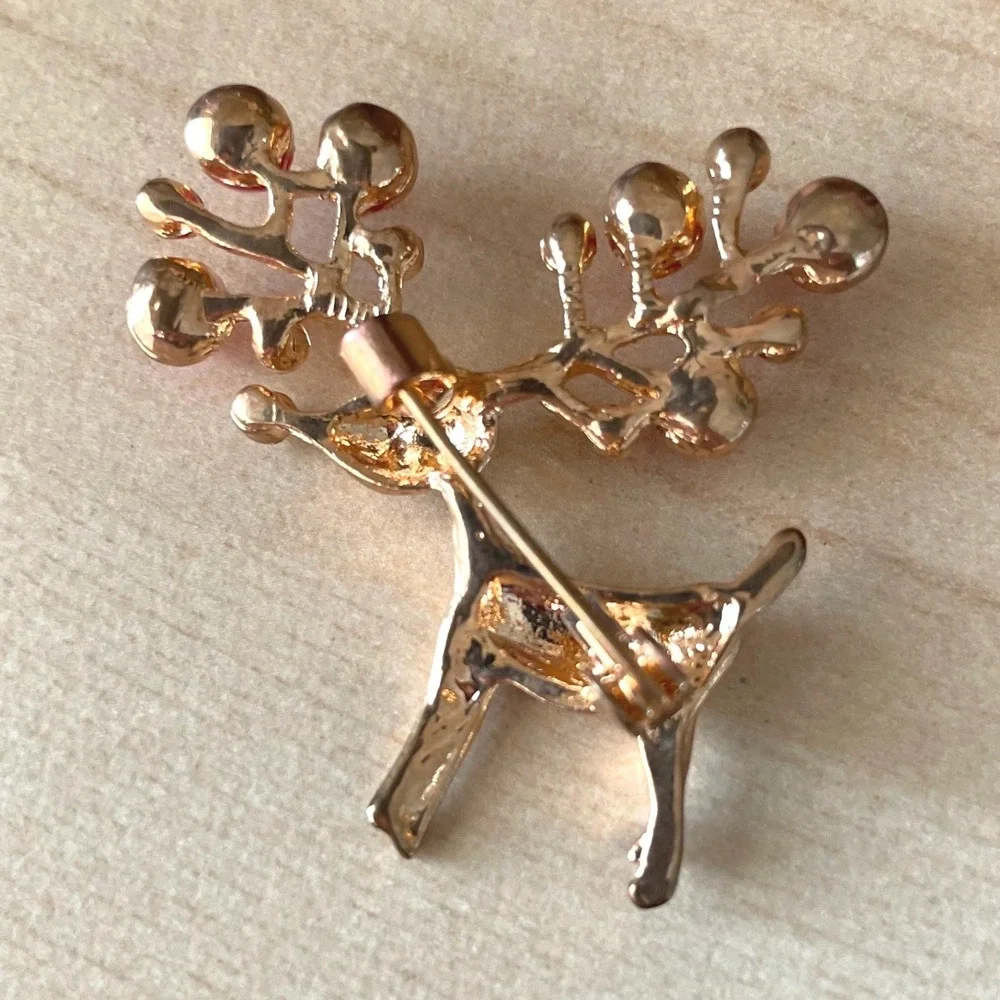 Reindeer Brooch Gold Tone‎ plate Red enamel Rhinestones Deer Christmas Pin