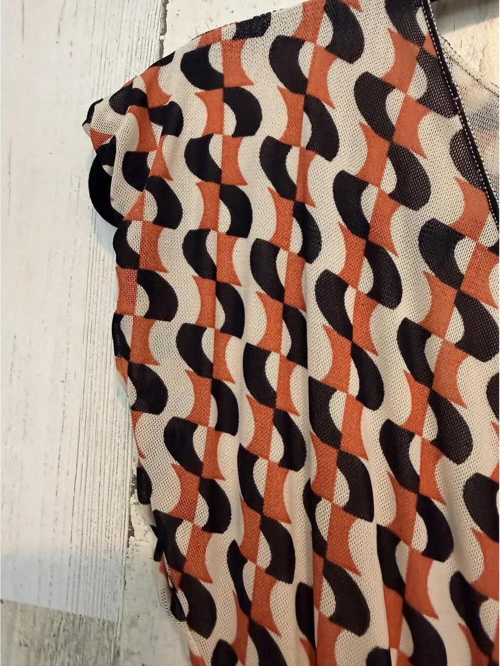 Max Studio Women's XS Dress Midi V-Neck Retro Print Empire Waist Orange Black