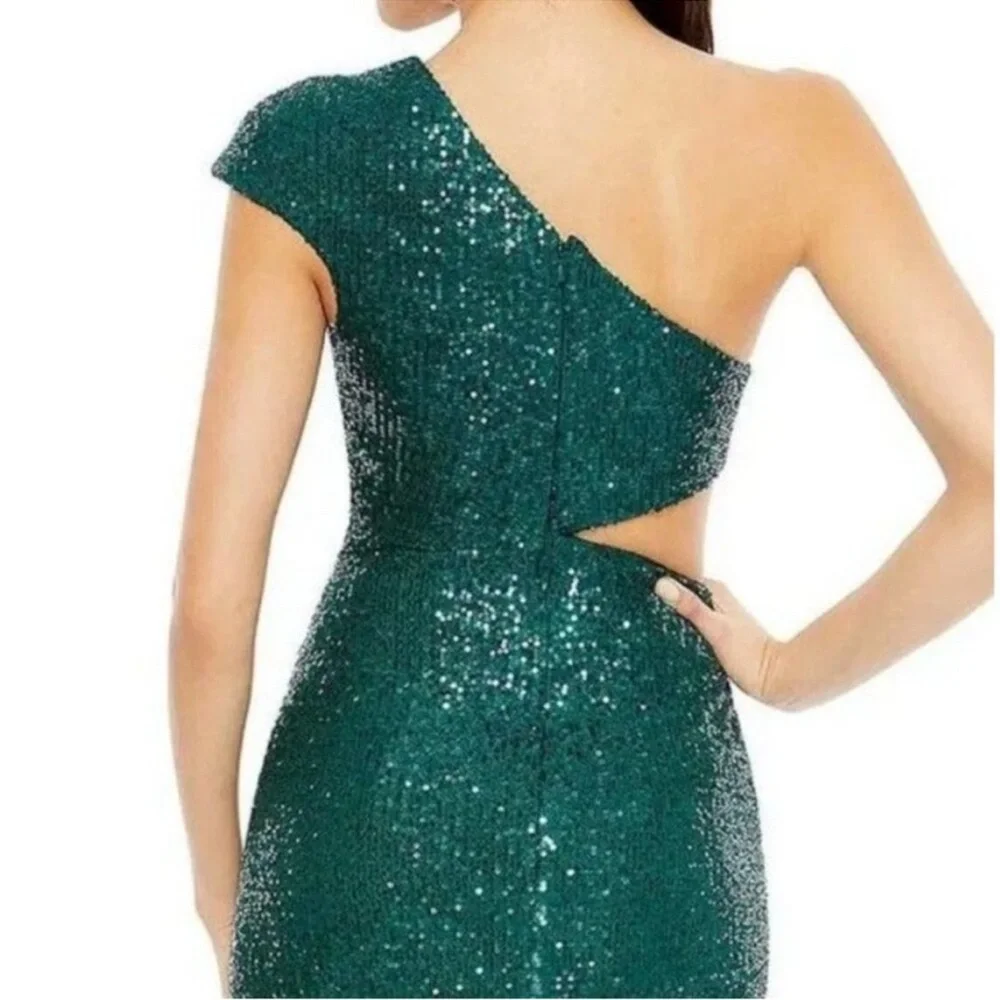 Mac Duggal mac duggal