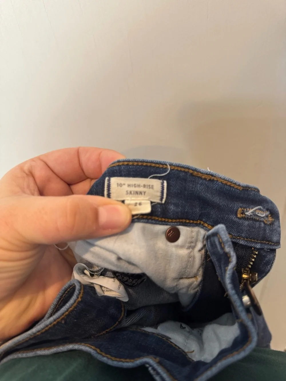 Madewell High-Rise Skinny Jeans in Dark Blue Wash