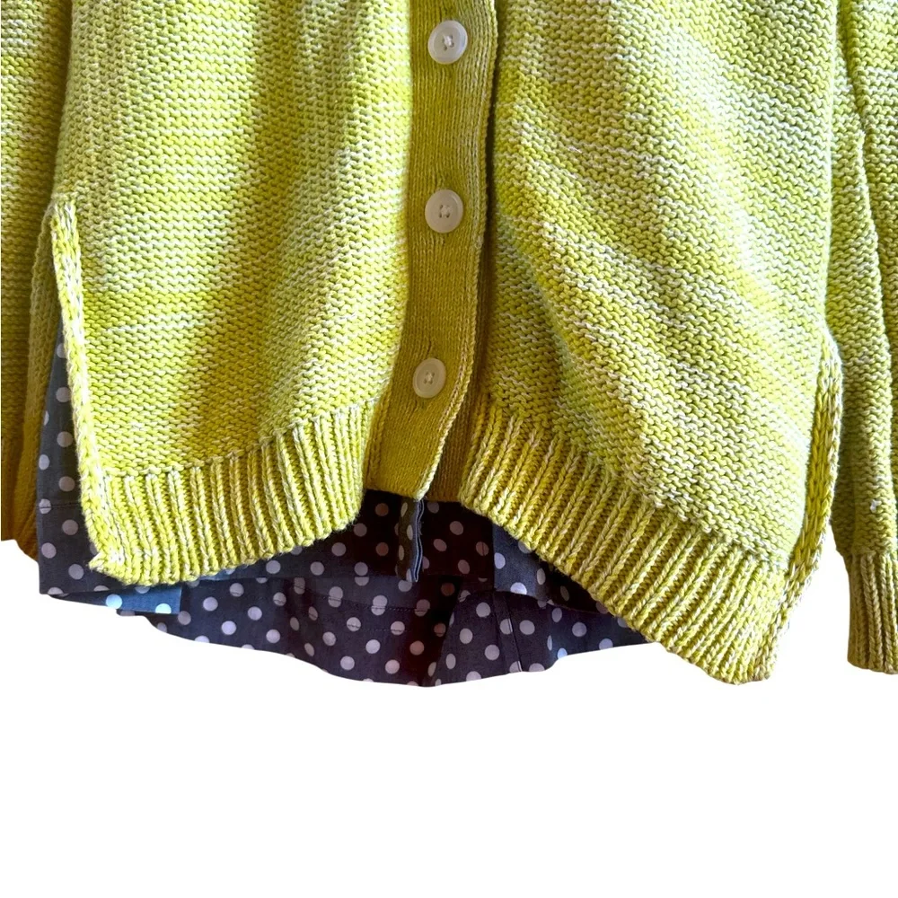 Anthropologie Field Flower hint shirting