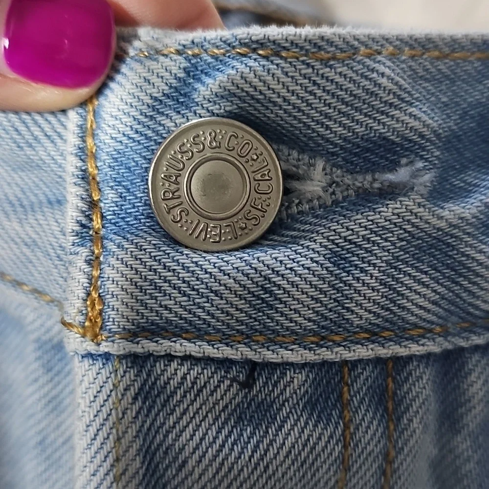 Levis waist measures