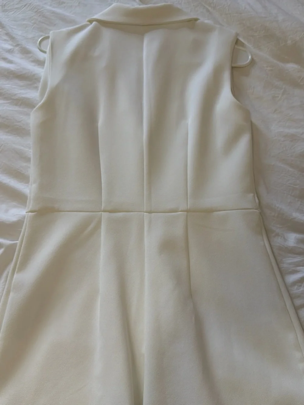 Zara sleeveless blazer