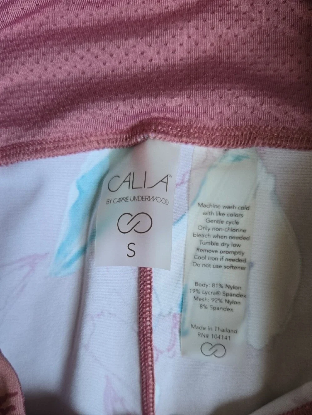 CALIA by Carrie Underwood lightweight active