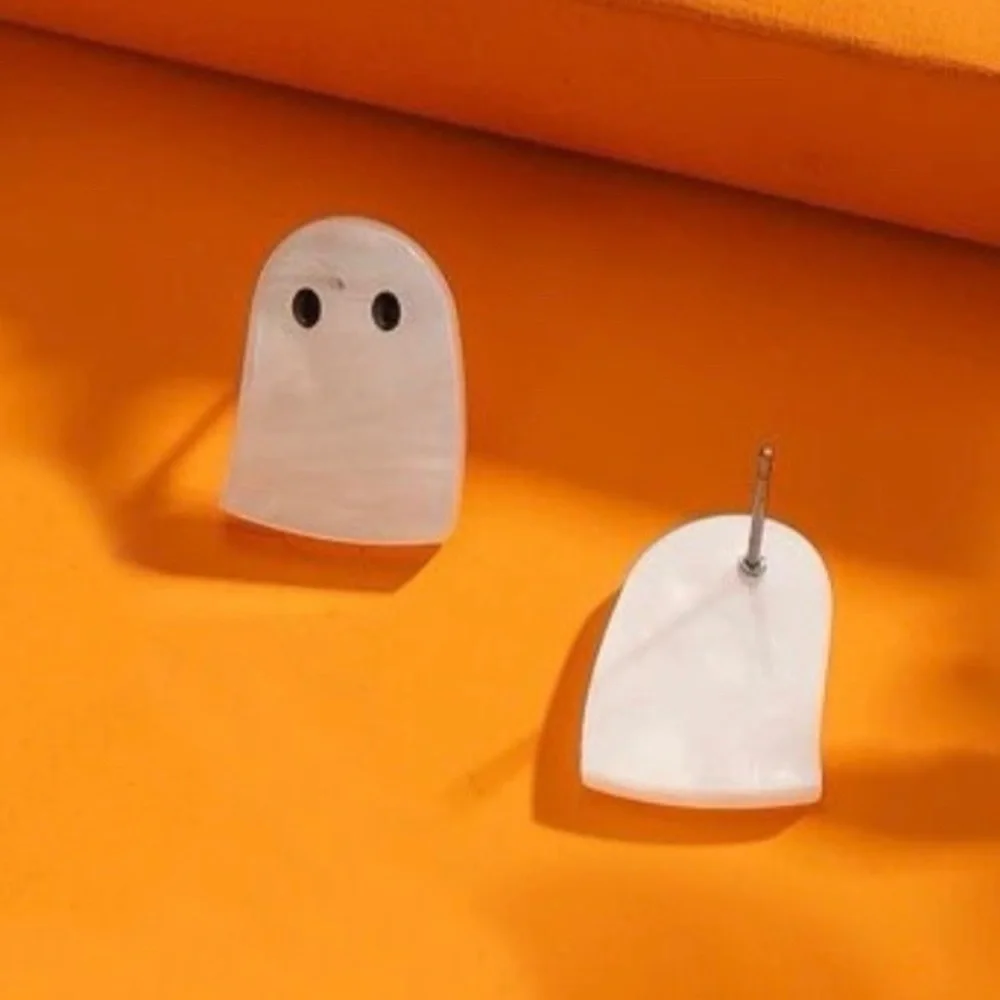Ghost Halloween White Pearlescent Stud Earrings NEW