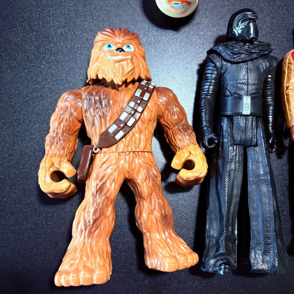 Hasbro chewbacca kylo