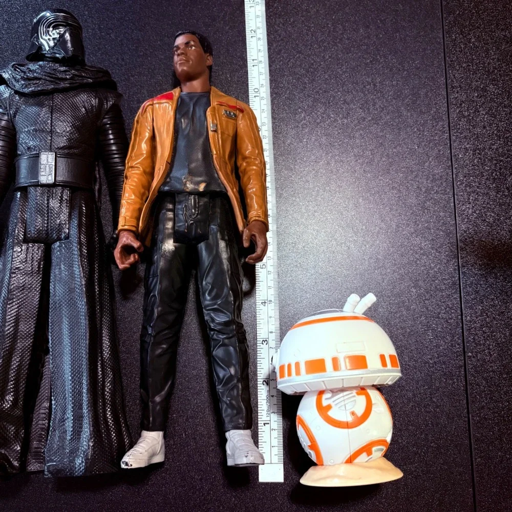 Hasbro chewbacca kylo