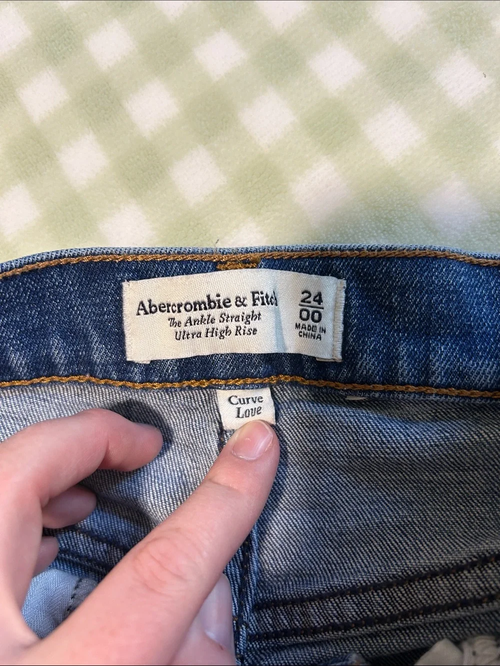 Abercrombie & Fitch dark blue
