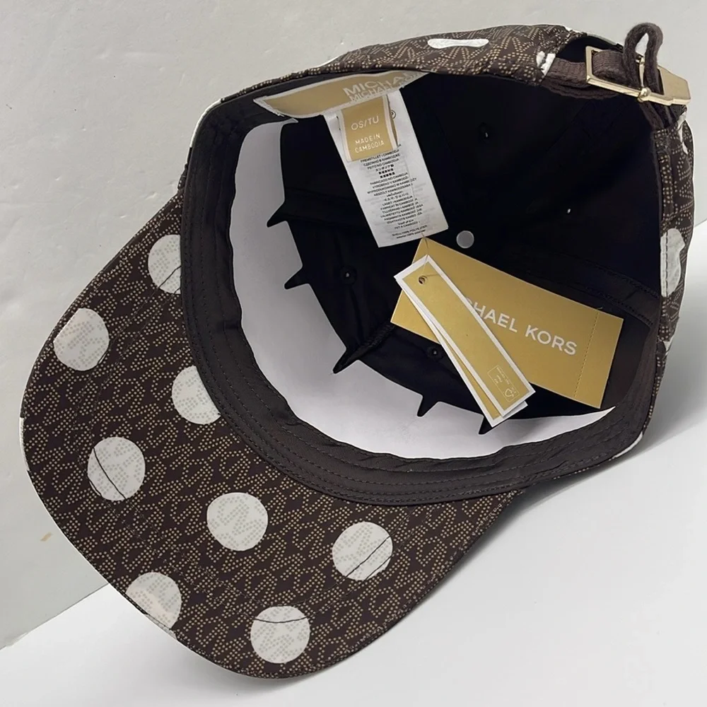 Michael Kors chic cap