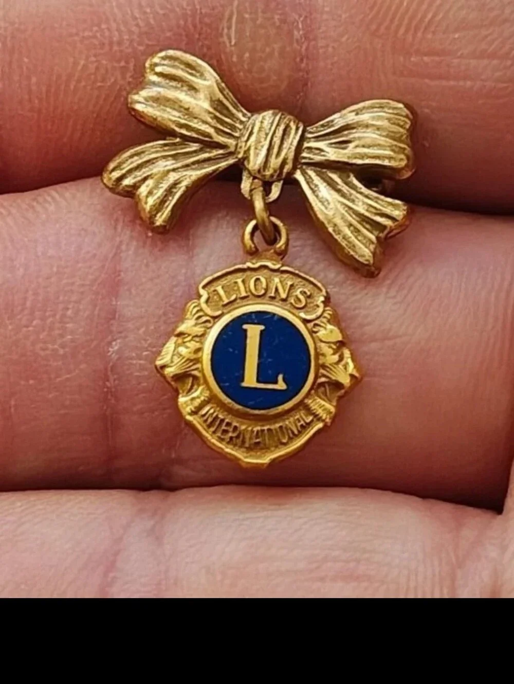 Unique Vintage 1950s lions