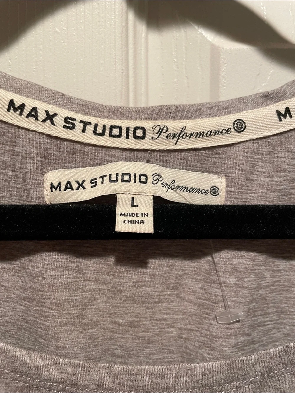Max Studio Performance Lila tank top