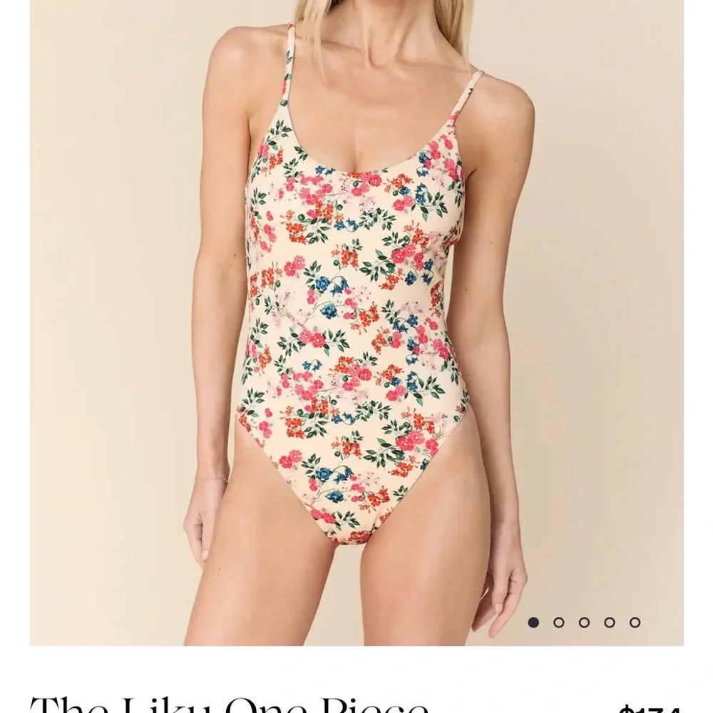 Andie swim chloe