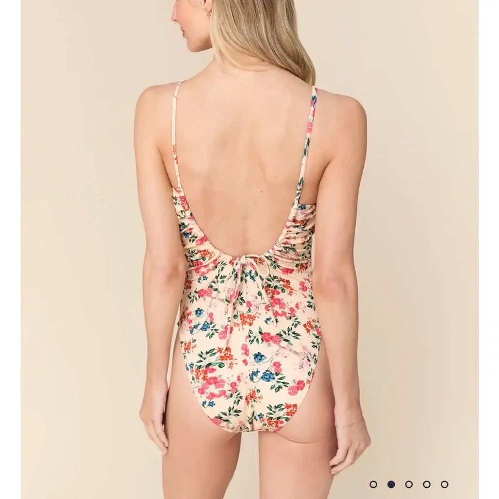 Andie swim chloe