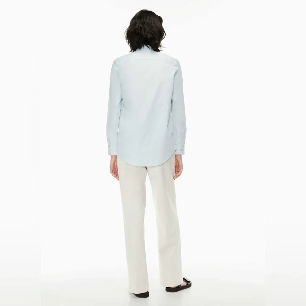 Aritzia tags new brand