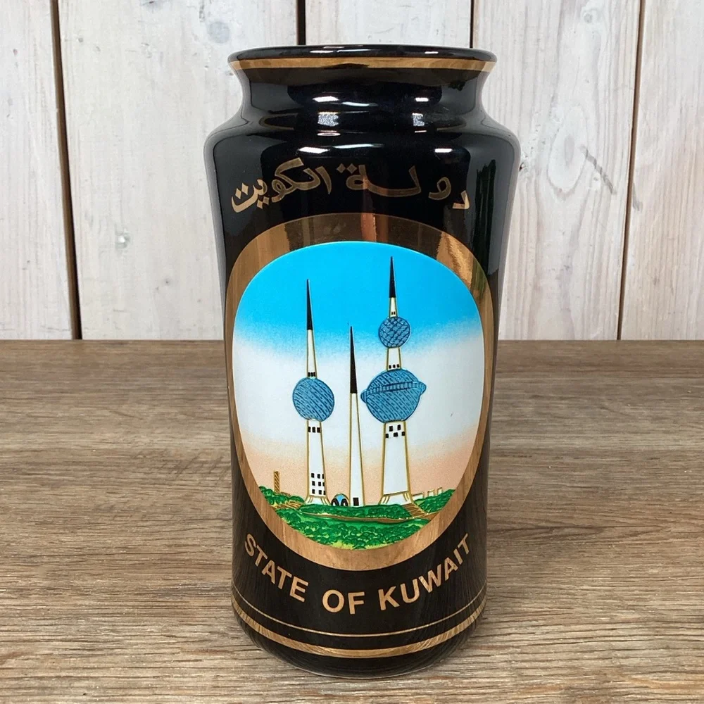 The Art of Chokin State of Kuwait Black Glass Collector's Vase 24kt Gold 6